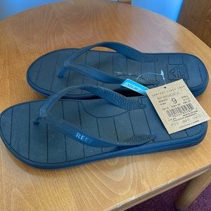 Reef flip flops